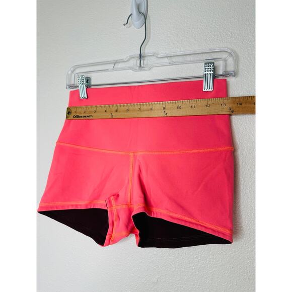 Lululemon Peach Bordeaux Reversible Sweat Wicking Boogie Short Shorts 2 - Picture 8 of 9